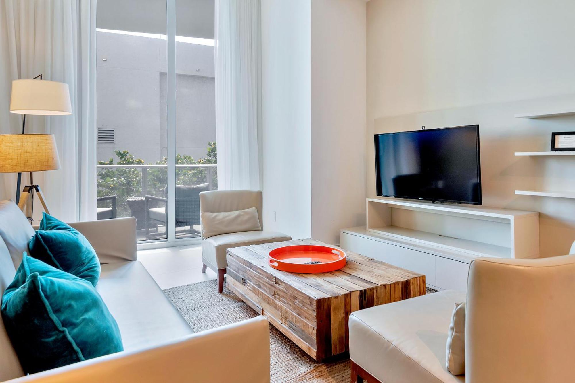 203-1Br/1Ba At The Beach Gem! Lux Amenities! Hollywood Kültér fotó